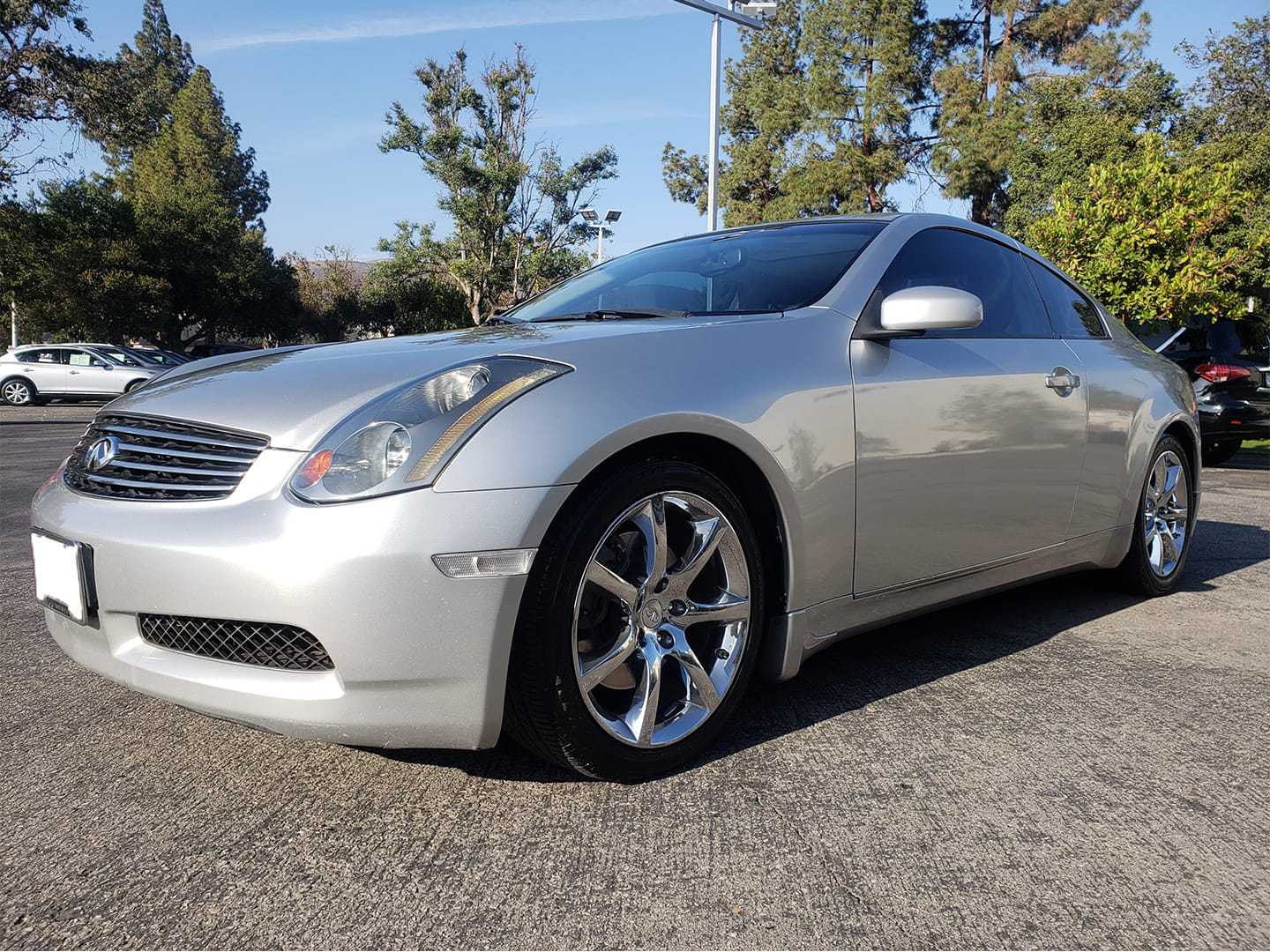 Cilajet car paint protection to all INFINITI of Thousand Oaks!